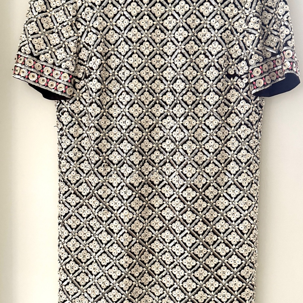 Tory Burch Embellished Shift Dress – Size 10 – Like New!